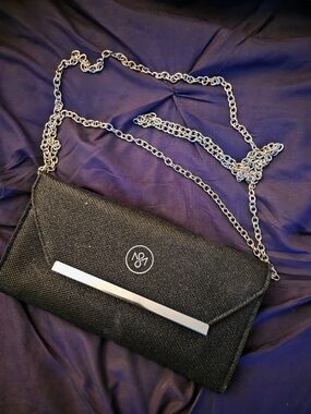 Vintage Style Black Clutch - Young Living Savy Minerals, Removable Chain Straps